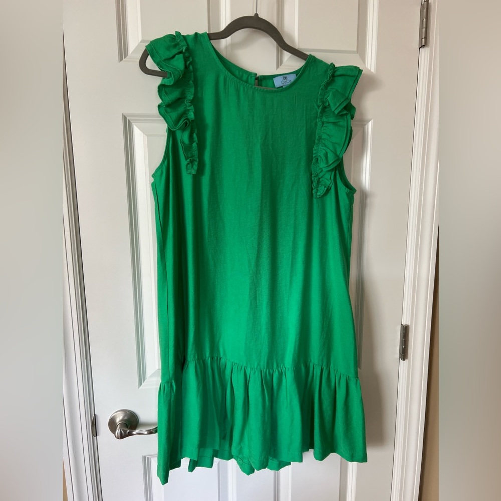 Cute CeCe babydoll dress.